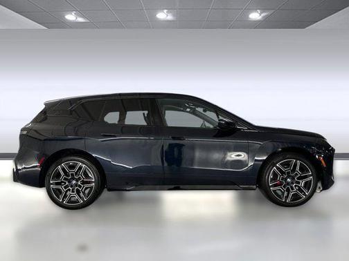 2026 BMW iX xDrive60