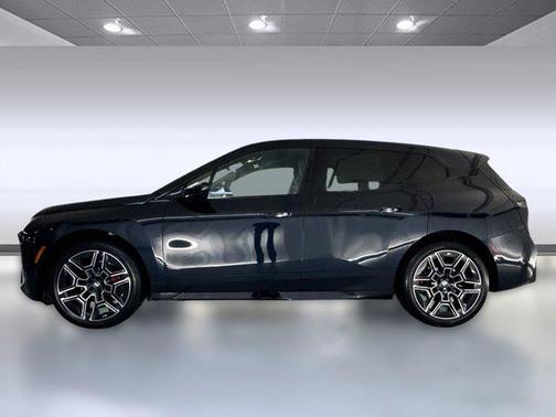 2026 BMW iX xDrive60