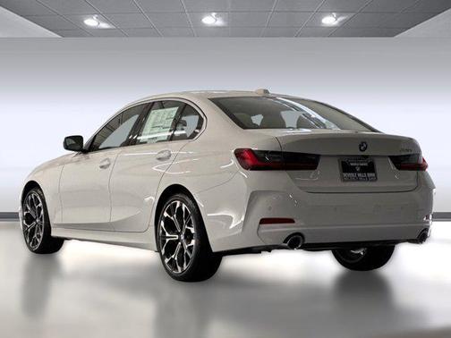 2026 BMW 330 330i