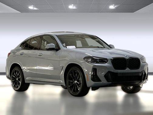 2025 BMW X4 xDrive30i