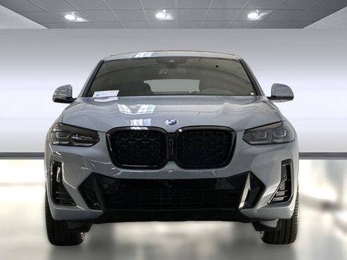 2025 BMW X4 xDrive30i