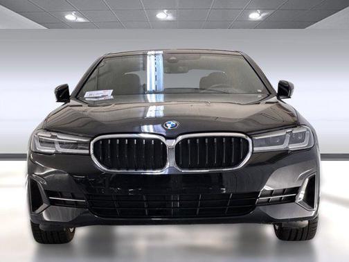 2022 BMW 530 i