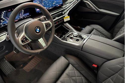 2026 BMW X6 xDrive40i
