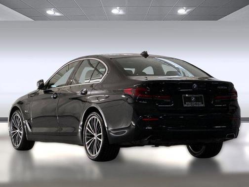 2022 BMW 530e Base