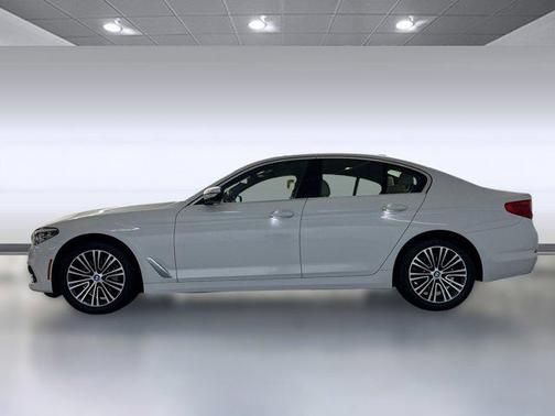 2020 BMW 530 530i