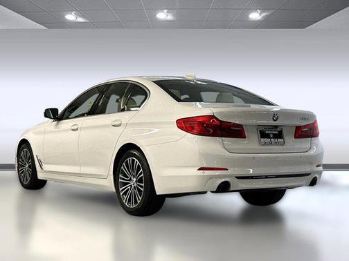 2020 BMW 530 530i