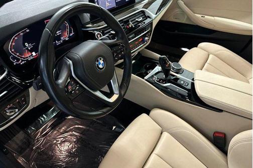 2020 BMW 530 530i