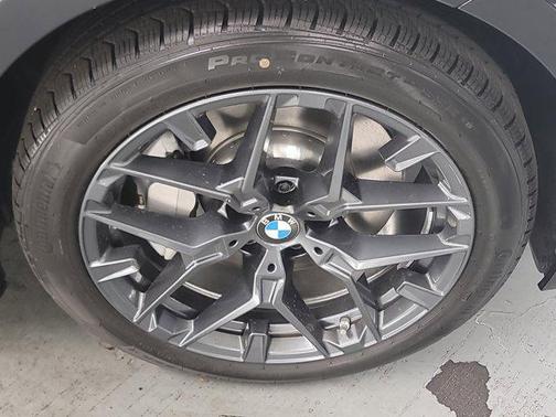 2025 BMW 330 i