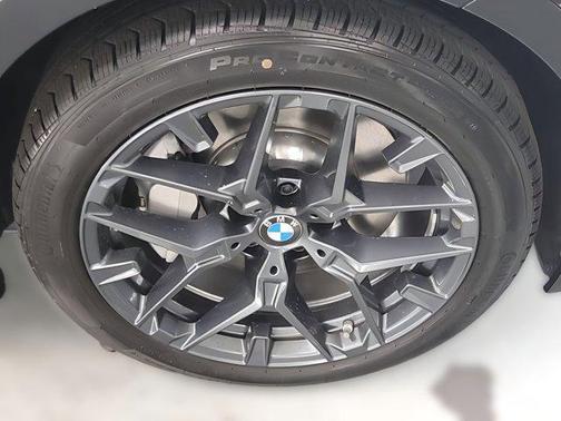 2025 BMW 330 i