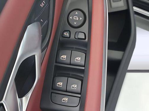 2025 BMW 330 i