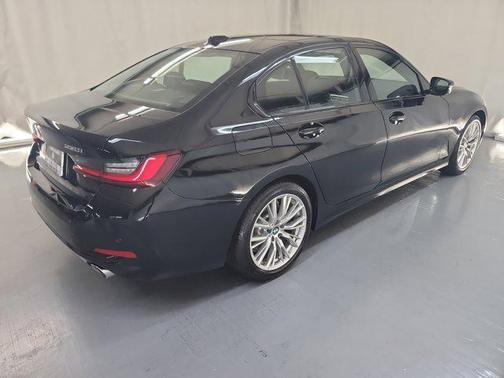 2023 BMW 330 330i