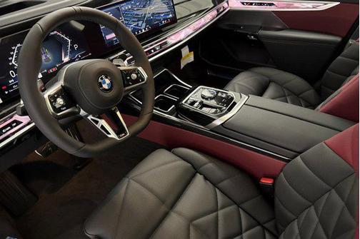 2026 BMW 740 740i