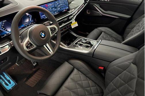 2026 BMW X5 M60i