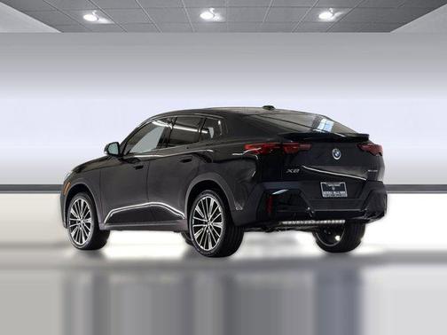Jet Black 2026 BMW X2 xDrive28i