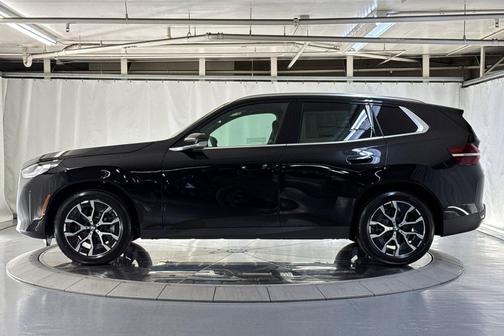 Black Sapphire Metallic 2026 BMW X3 30 xDrive