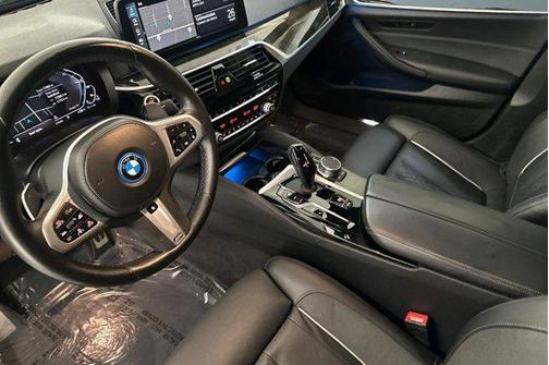 2023 BMW 530e Base