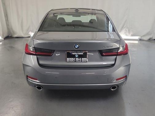 2024 BMW 330 i