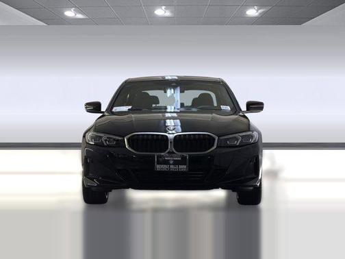 2025 BMW 330 330i