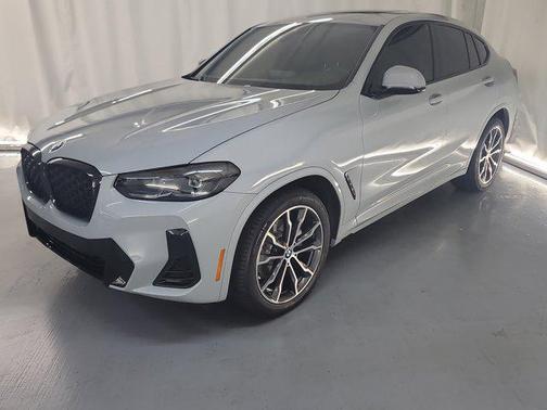 2023 BMW X4 xDrive30i