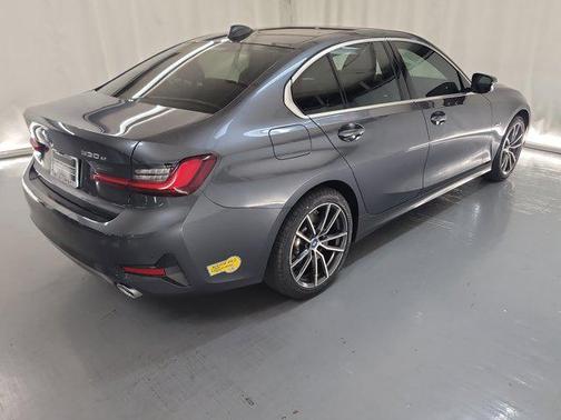 2022 BMW 330e Base