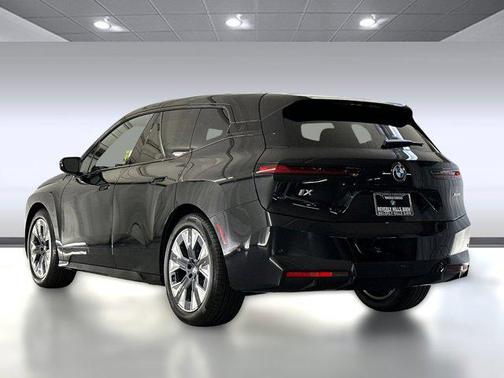 2026 BMW iX xDrive45