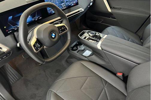 2026 BMW iX xDrive45