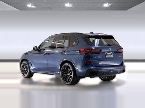 Phytonic Blue Metallic 2021 BMW X5 M50i
