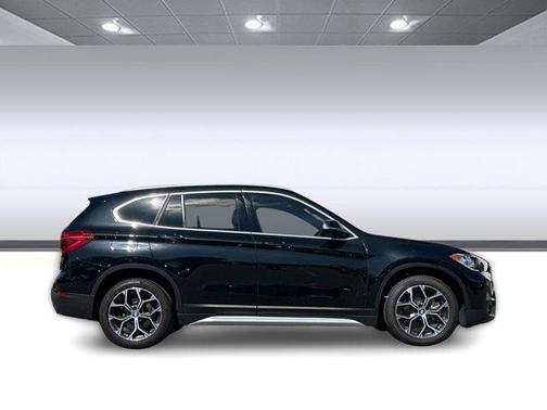 2022 BMW X1 sDrive28i