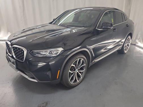 2022 BMW X4 xDrive30i