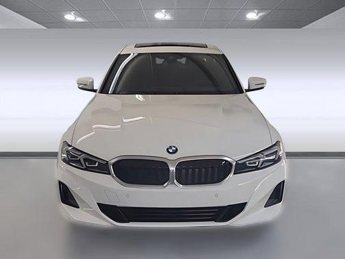 2025 BMW 330 330i