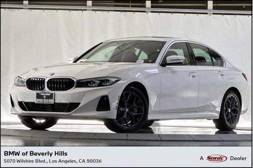 Alpine White 2025 BMW 330 330i