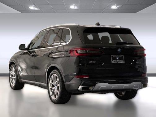 2023 BMW X5 PHEV xDrive45e