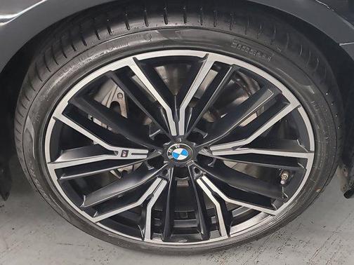 2022 BMW 540 i