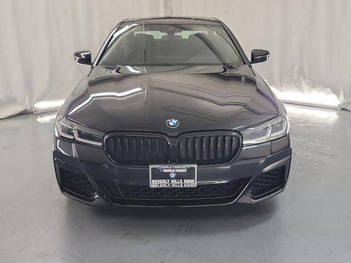 2022 BMW 540 i