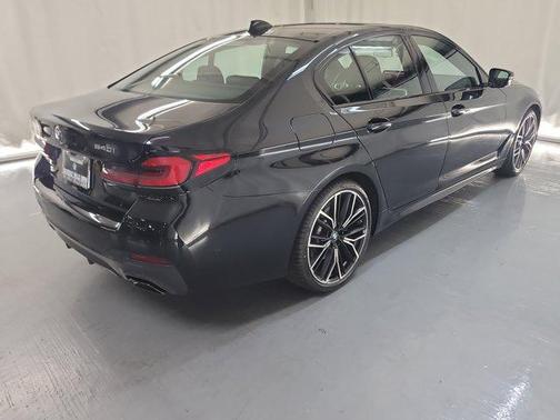 2022 BMW 540 i