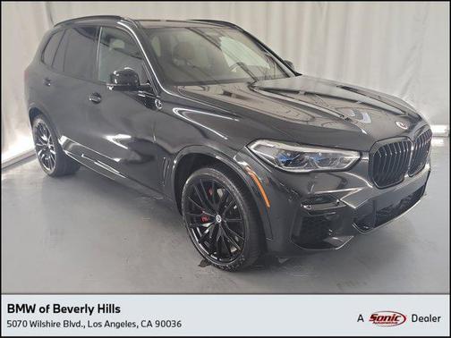 2022 BMW X5 M50i