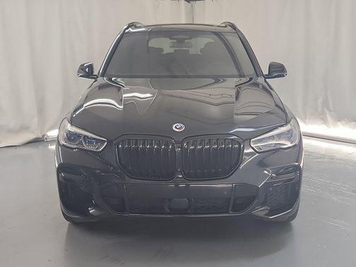 2022 BMW X5 M50i