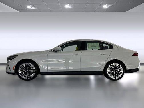 2026 BMW 530 i
