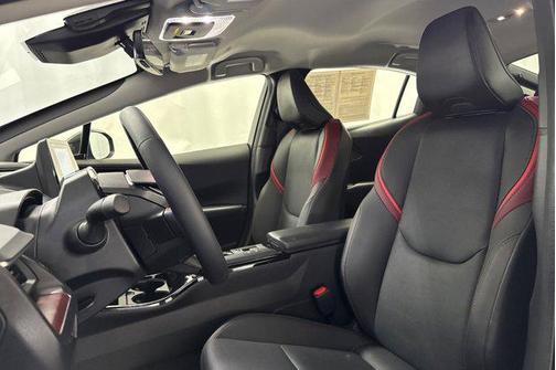 2025 Toyota Prius Plug-In Hybrid XSE