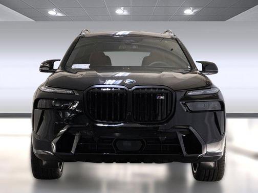 2026 BMW X7 M60i