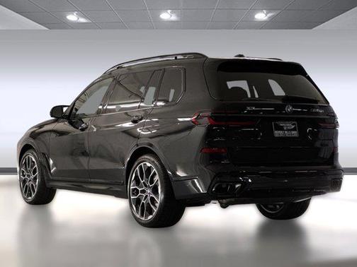 2026 BMW X7 M60i