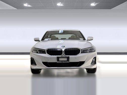 2025 BMW 330 330i Sedan