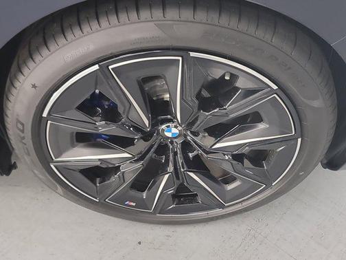 2025 BMW i7 eDrive50