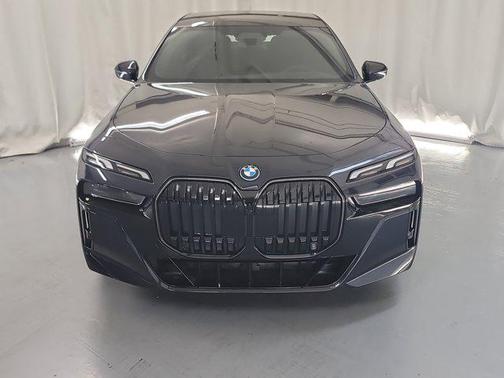2025 BMW i7 eDrive50