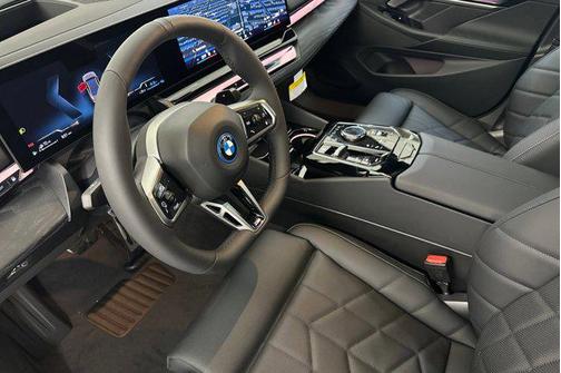 2026 BMW 550e xDrive