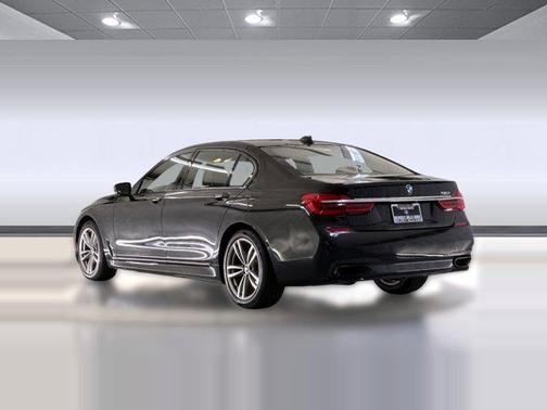Black 2017 BMW 750 I