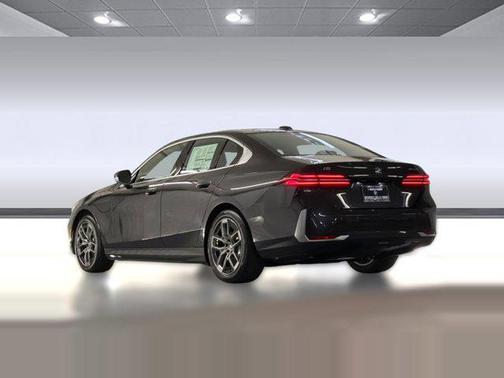 2026 BMW i5 eDrive40