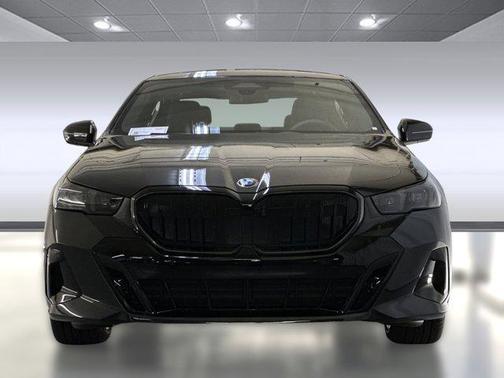 2026 BMW 530 i