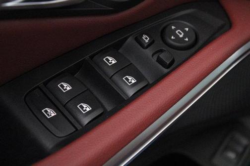 2024 BMW 330 i xDrive