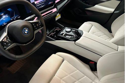 2026 BMW i5 eDrive40